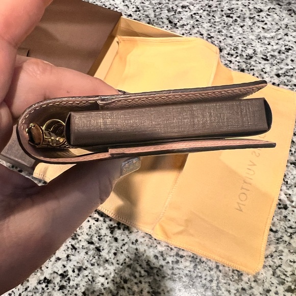 Louis Vuitton Lightest Handbag Agenda PM R21077 original paperwork included - Picture 5 of 9